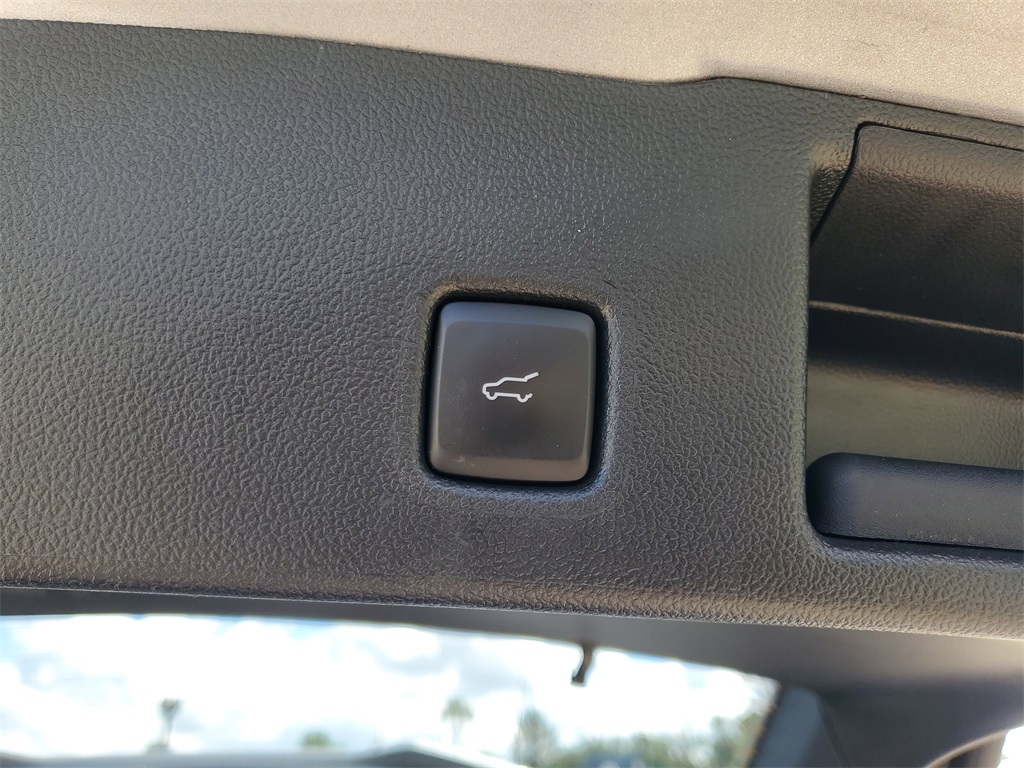 2023 Ford Escape ST-Line photo 9