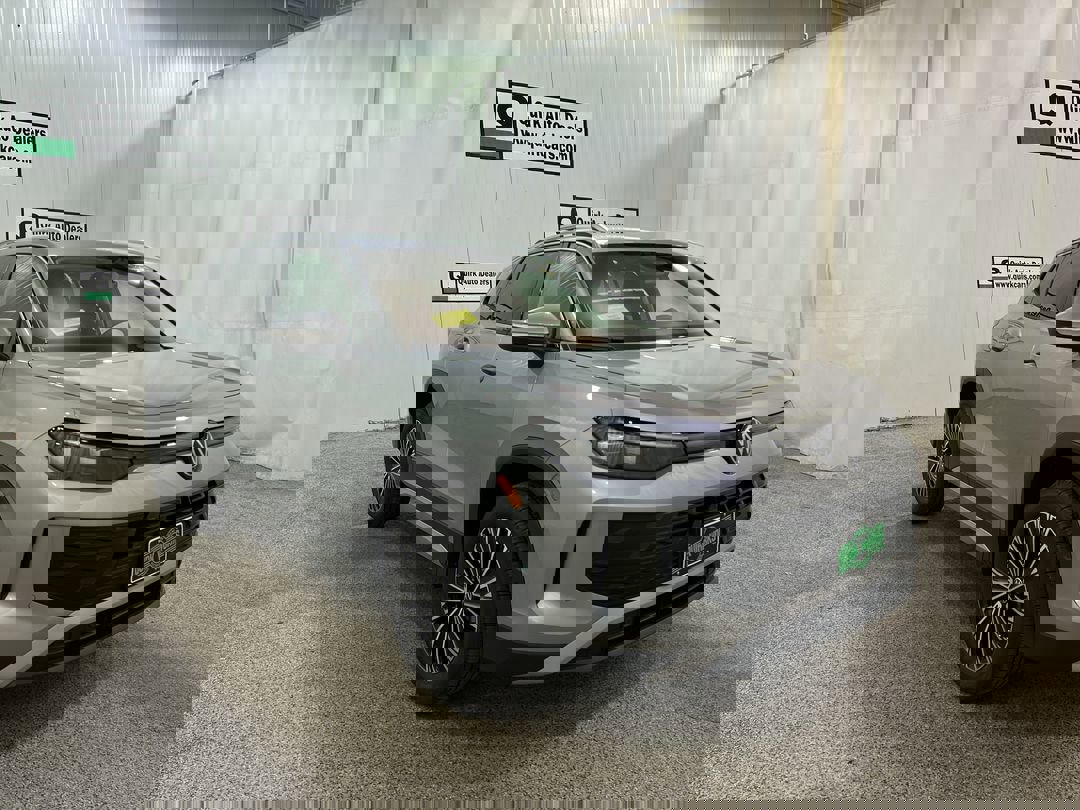 2026 Volkswagen Tiguan S's photo