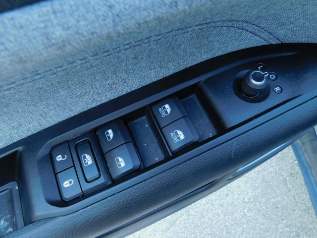 2022 Jeep Compass Latitude photo 19