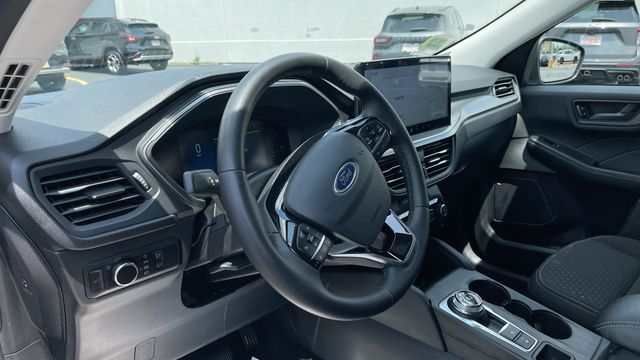 2023 FORD ESCAPE - Image 10