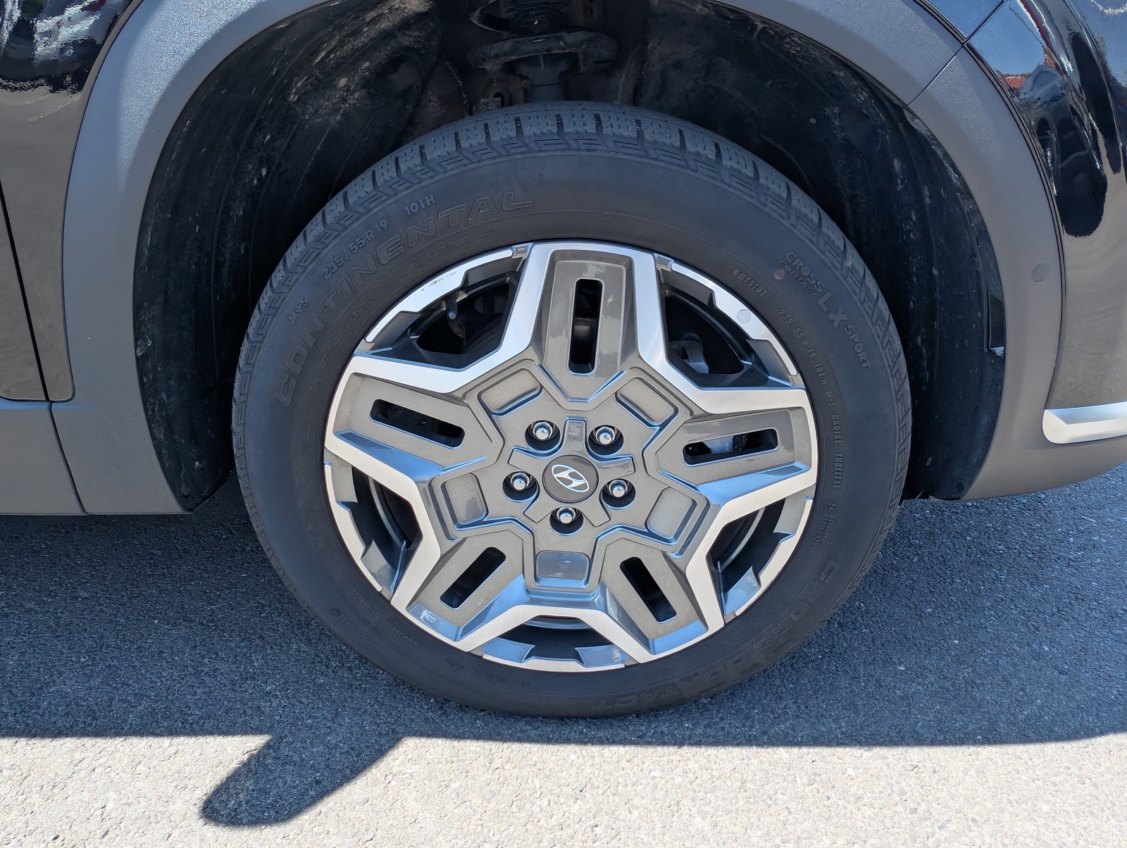 Used 2023 BLACK Hyundai Limited image 29