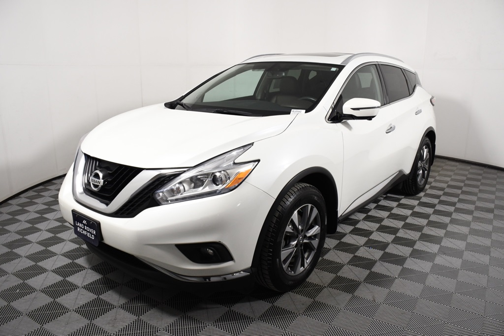 2017 Nissan Murano SL's photo