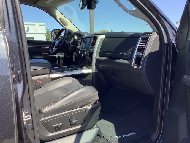 2017 Ram 2500 Laramie photo 38