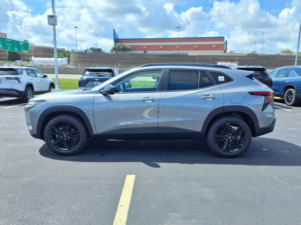 2025 Chevrolet Trax ACTIV photo 3