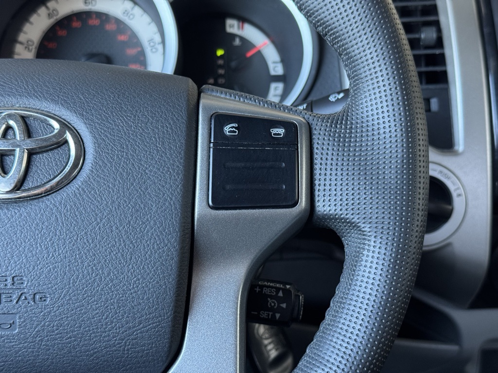 2013 Toyota Tacoma Base V6 photo 19