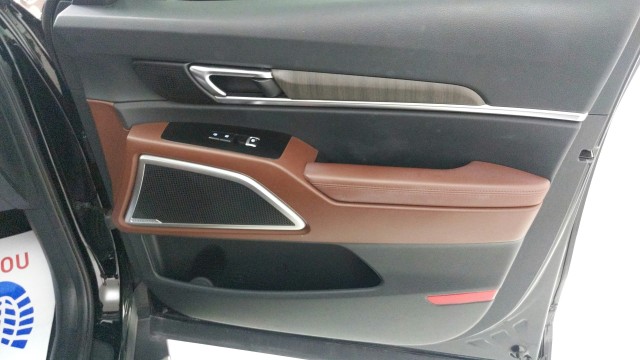 Used 2024 EBONY BLAC Kia EX image 29