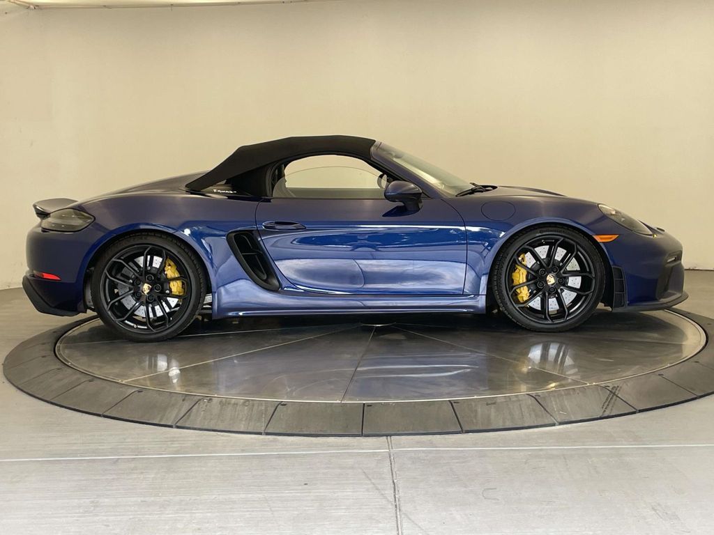 2021 Porsche Boxster Spyder photo 7