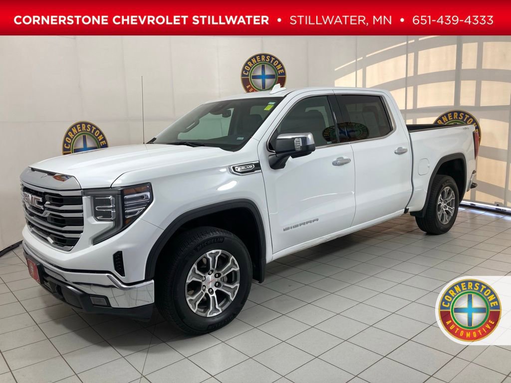 2024 GMC Sierra 1500 SLT's photo