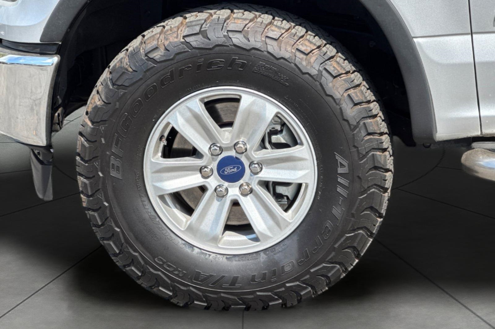 2017 Ford F-150 XLT photo 11