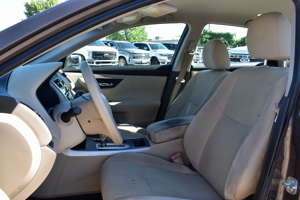 2015 Nissan Altima 2.5 S photo 4