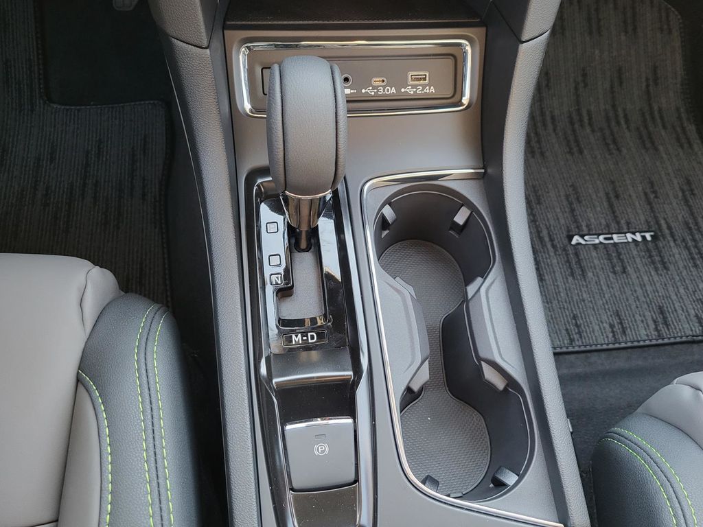 2025 Subaru Ascent Onyx Edition photo 10