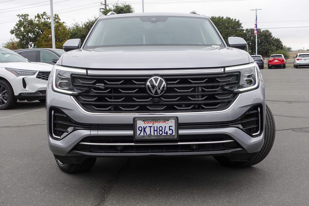 2024 Volkswagen Atlas SEL Premium R-Line photo 3