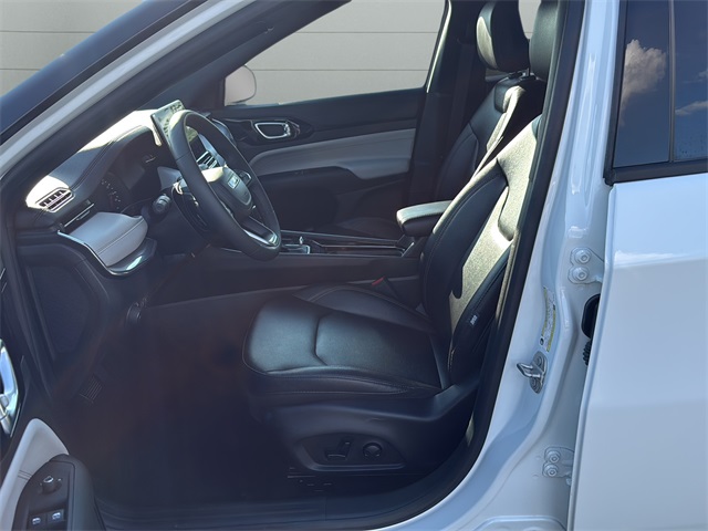 2024 Jeep Compass Limited photo 5