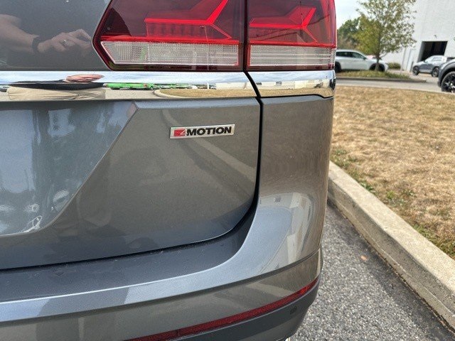 2022 Volkswagen Atlas V6 SE Technology photo 6