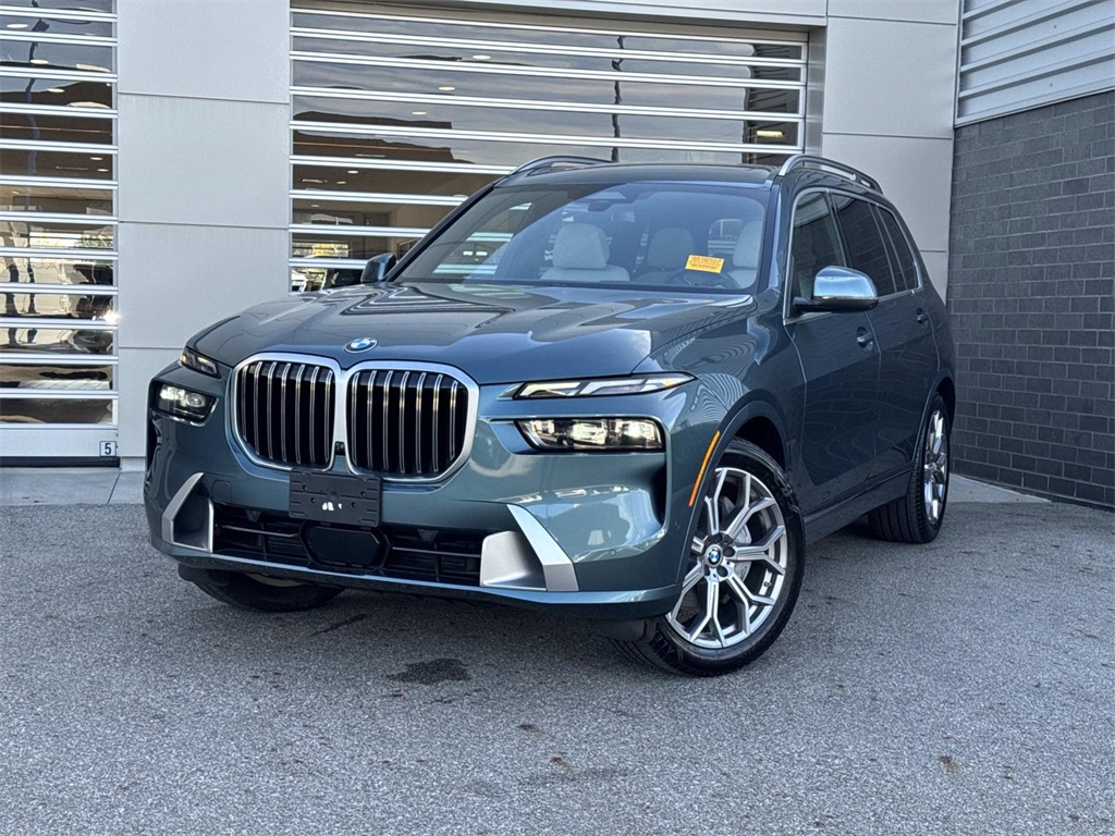 2023 BMW X7