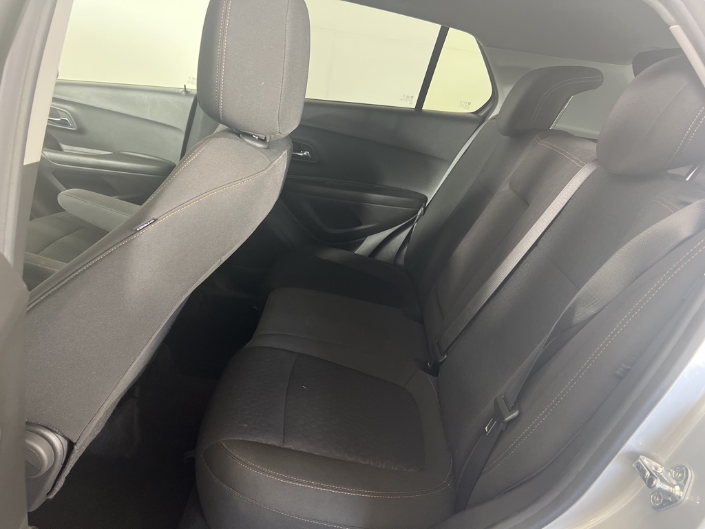 2022 Chevrolet Trax LS photo 23