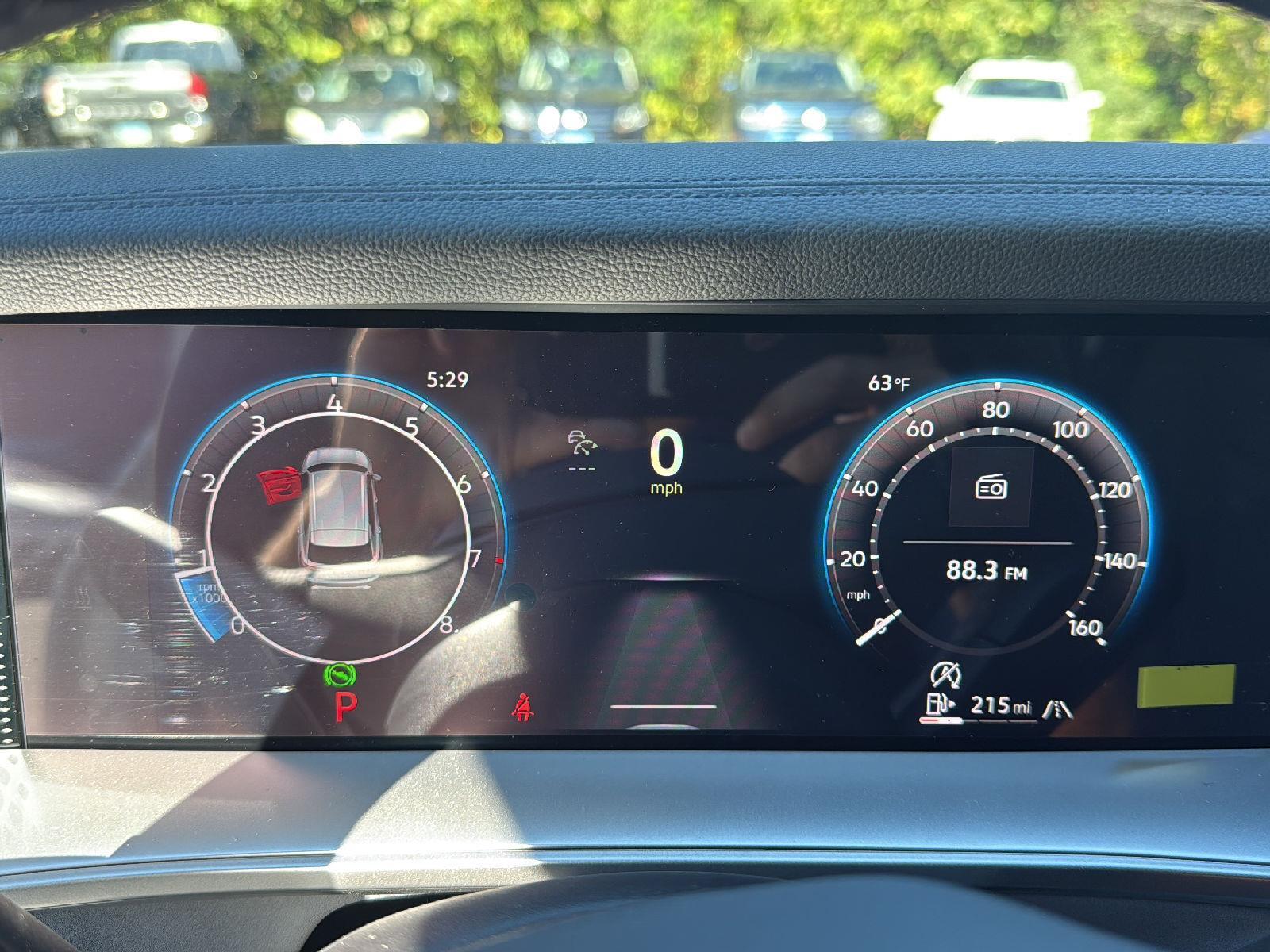 2025 Volkswagen Tiguan SE R-Line Black photo 12