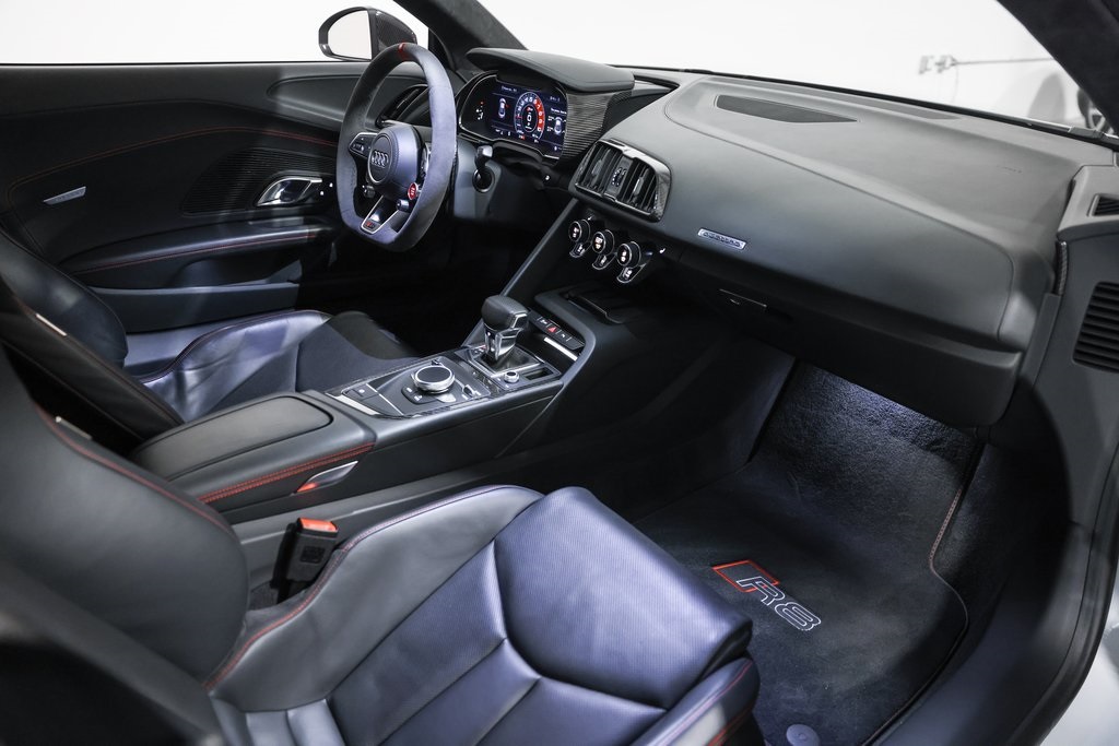 2018 Audi R8 5.2 Plus photo 23