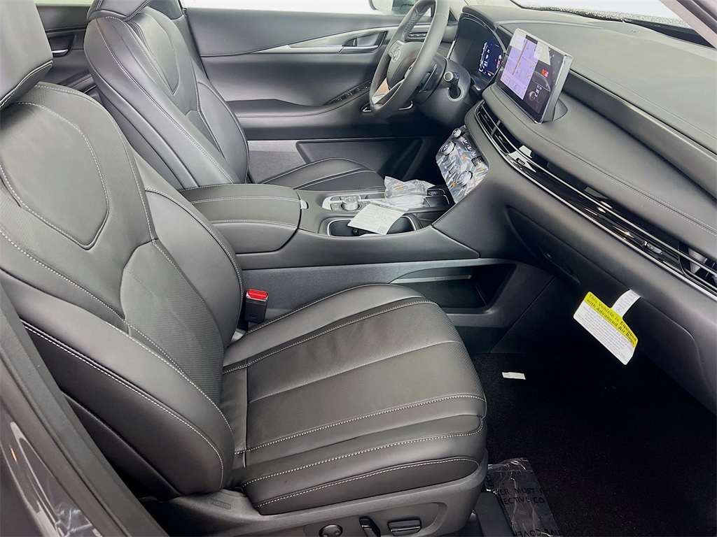 2025 Infiniti QX60 Luxe photo 28