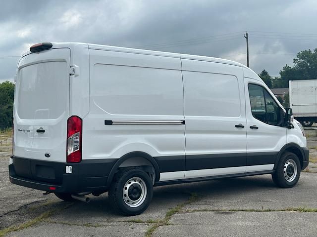 2025 Ford Transit photo 8