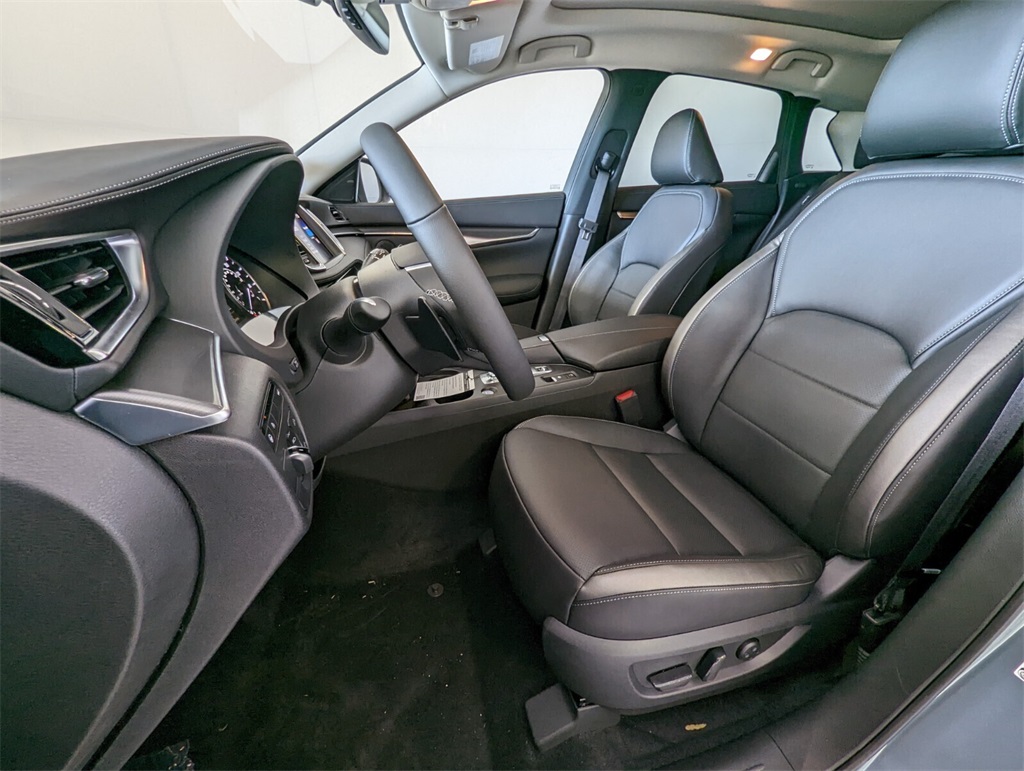 2025 Infiniti QX50 Luxe AWD photo 5