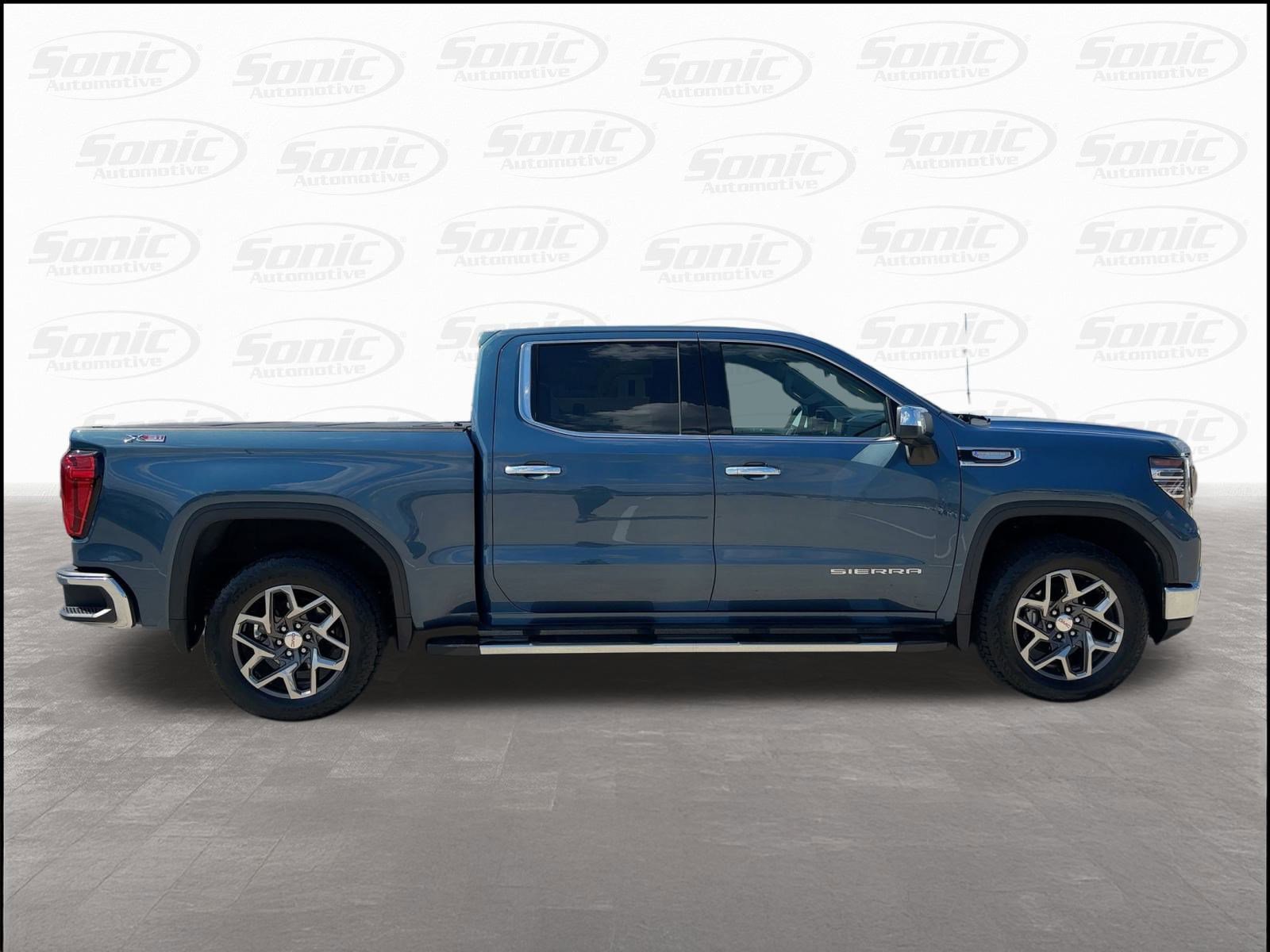 2024 Gmc Sierra 1500 SLT photo 7