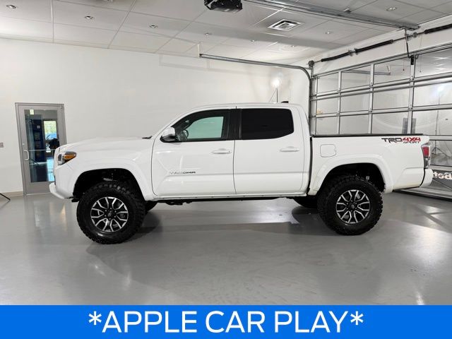 2020 Toyota Tacoma TRD Sport 4x4 Double Cab photo 3