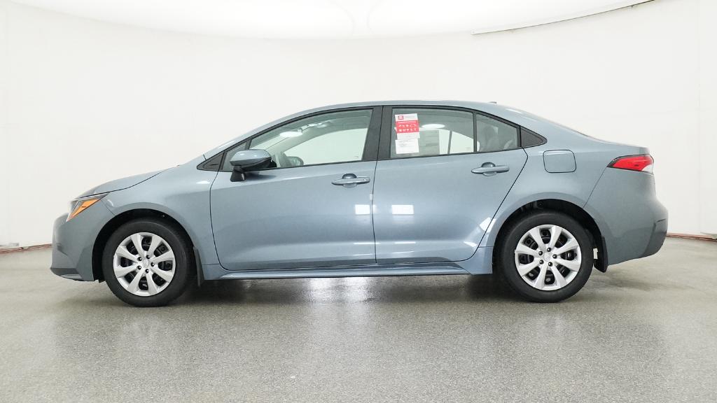 2026 Toyota Corolla LE photo 10