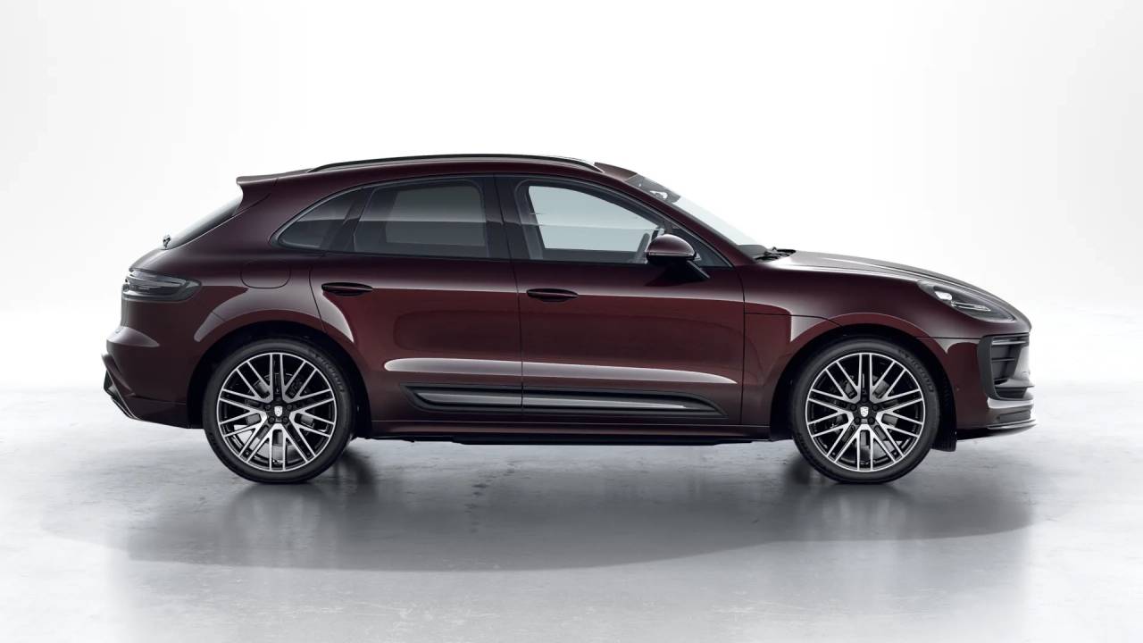 2026 Porsche Macan T photo 7