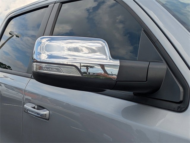 2019 Ram 1500 Laramie photo 10