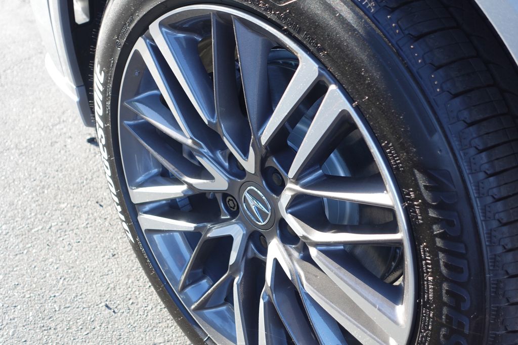 2026 Acura MDX SH-AWD Advance photo 7