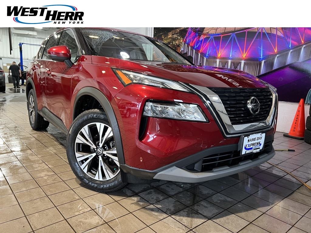 2021 Nissan Rogue SV's photo