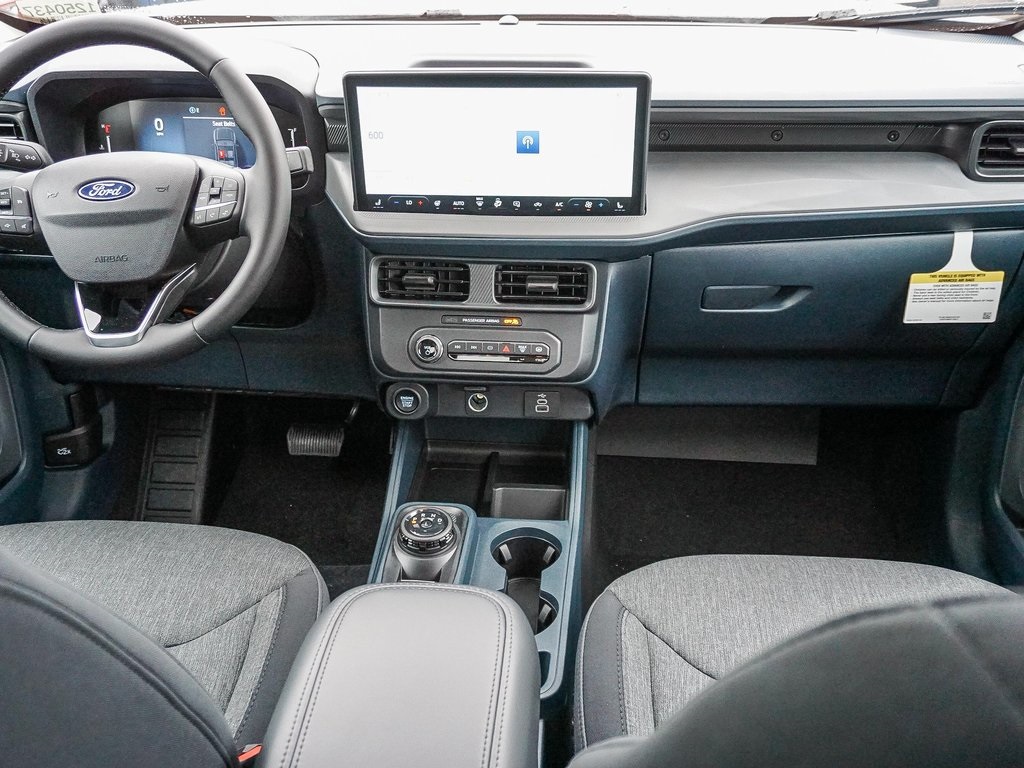 2025 Ford Maverick XLT photo 13