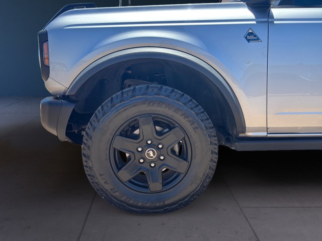 2023 Ford Bronco Black Diamond photo 14
