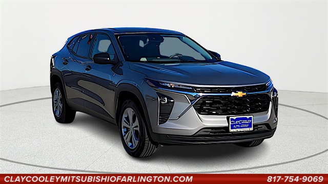 2024 Chevrolet Trax LS's photo