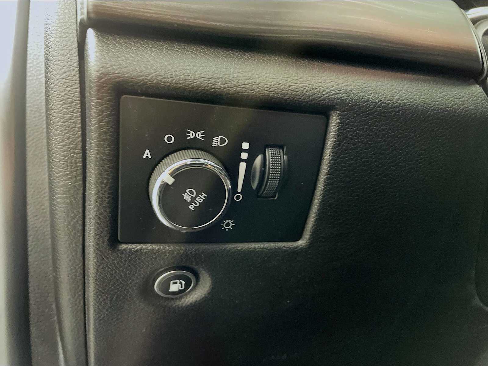 2019 Jeep Grand Cherokee Altitude photo 8