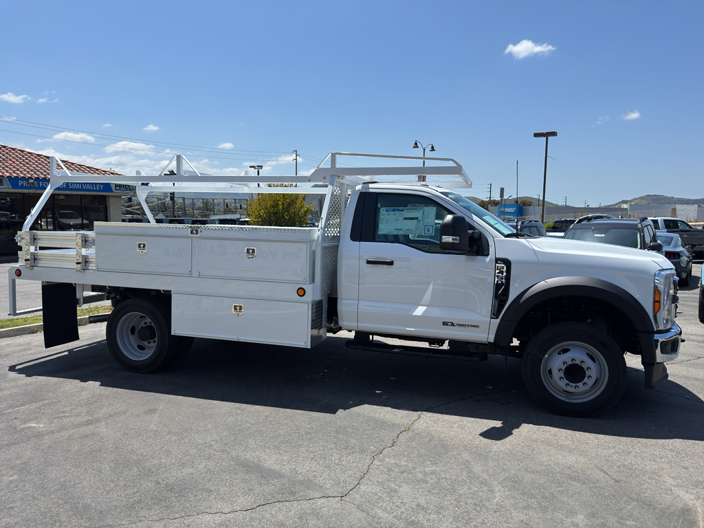 2024 Ford F-450 photo 2