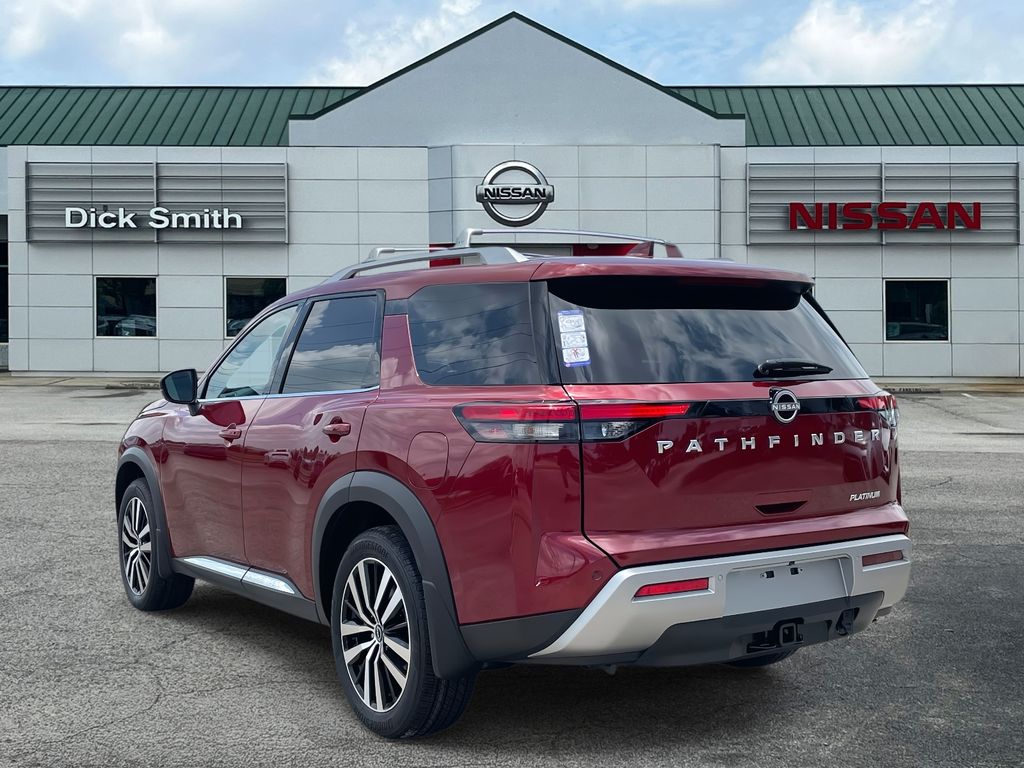 2025 Nissan Pathfinder Platinum photo 4