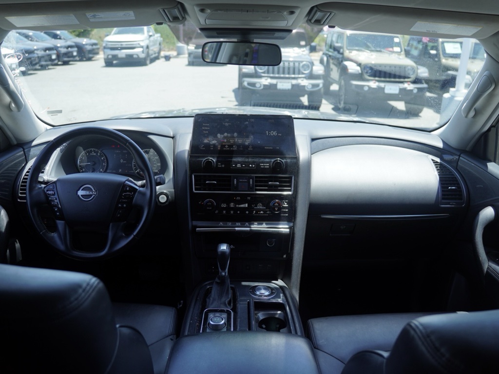 2022 Nissan Armada SV photo 25