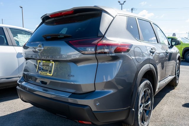 2026 Nissan Rogue SV photo 3