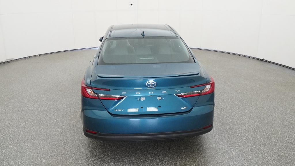 2026 Toyota Camry LE photo 18