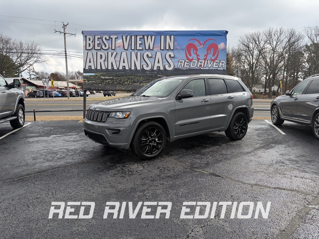 2021 Jeep Grand Cherokee Laredo X's photo