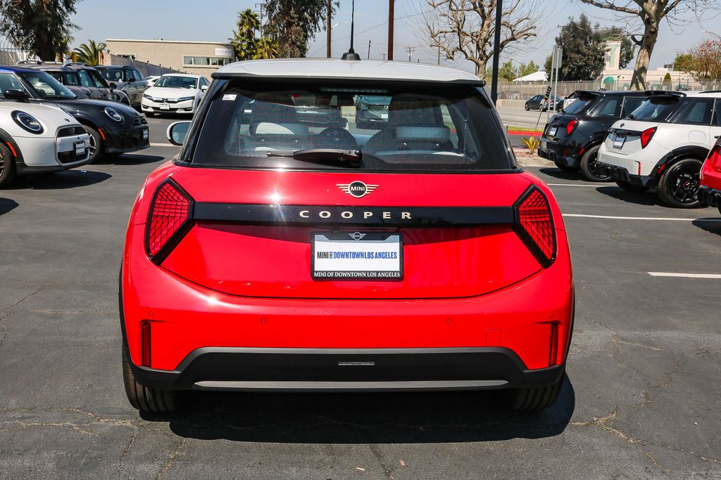 2025 Mini Cooper Signature photo 7