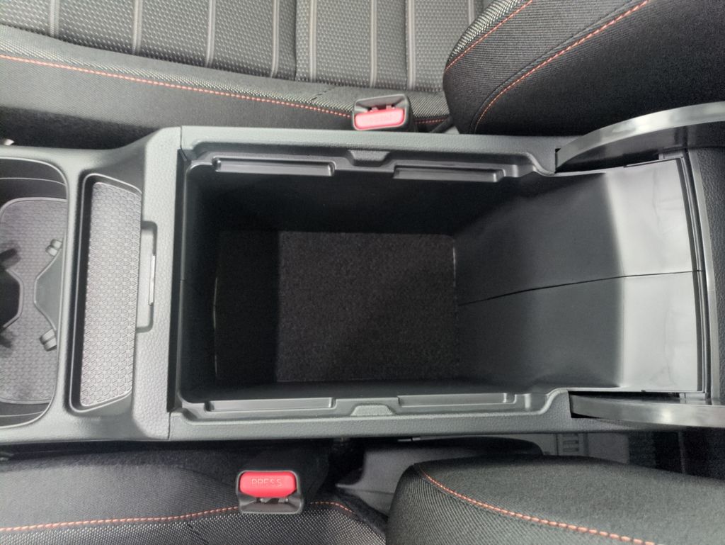 2026 Honda CR-V Hybrid photo 4