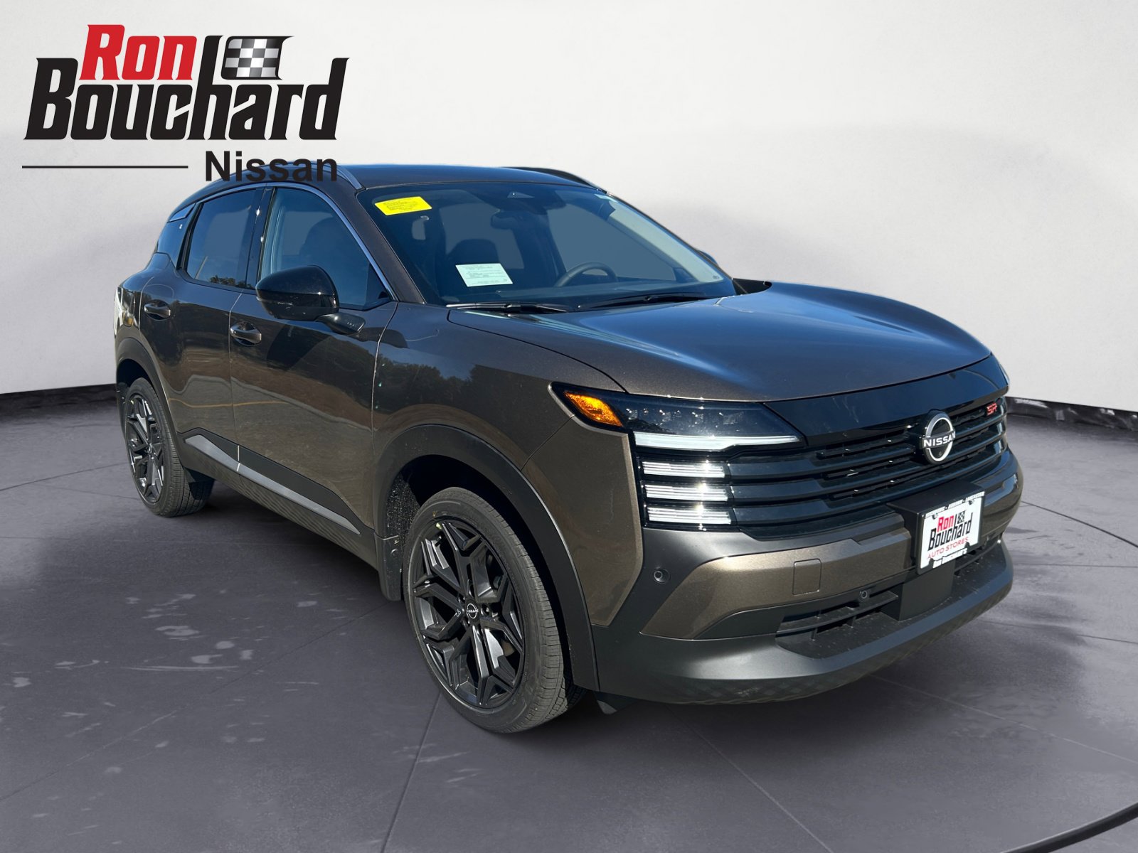 2026 Nissan KICKS SR AWD's photo