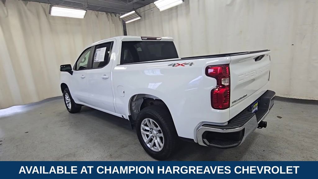 2022 Chevrolet Silverado 1500 LT photo 7