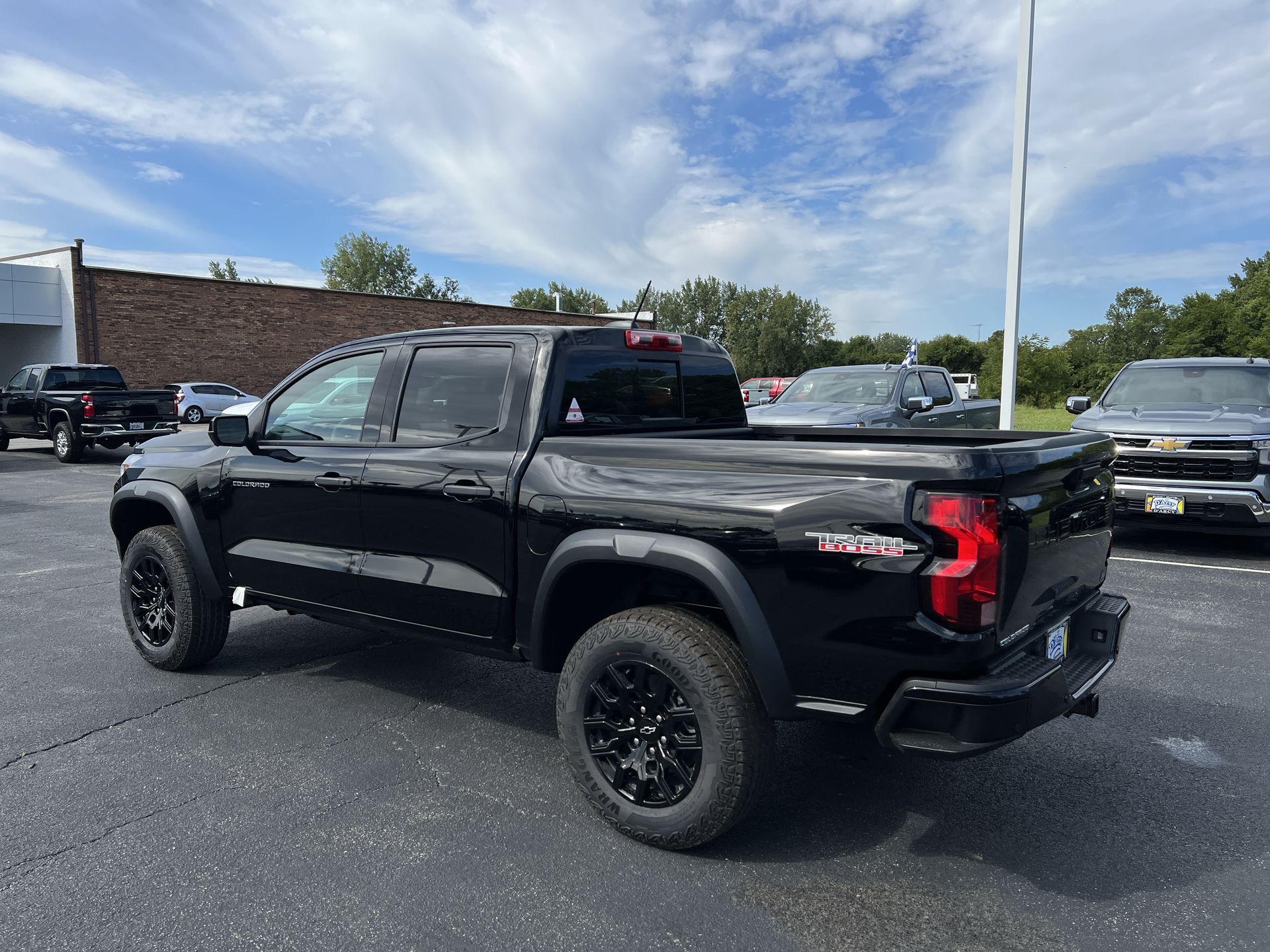 2026 Chevrolet Colorado Trail Boss photo 3