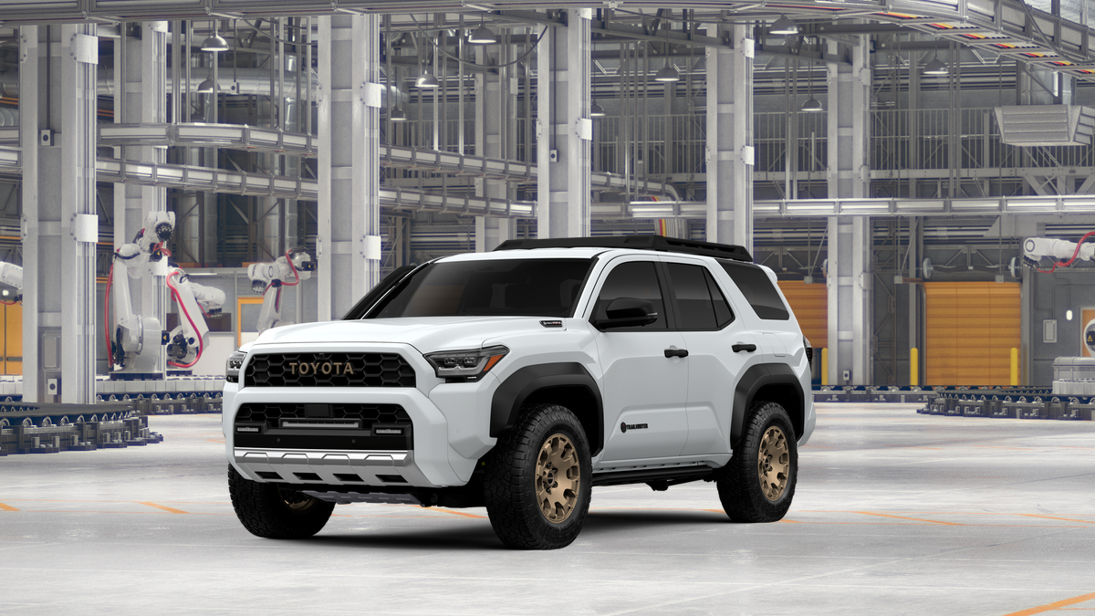 2026 Toyota 4Runner Trailhunter's photo