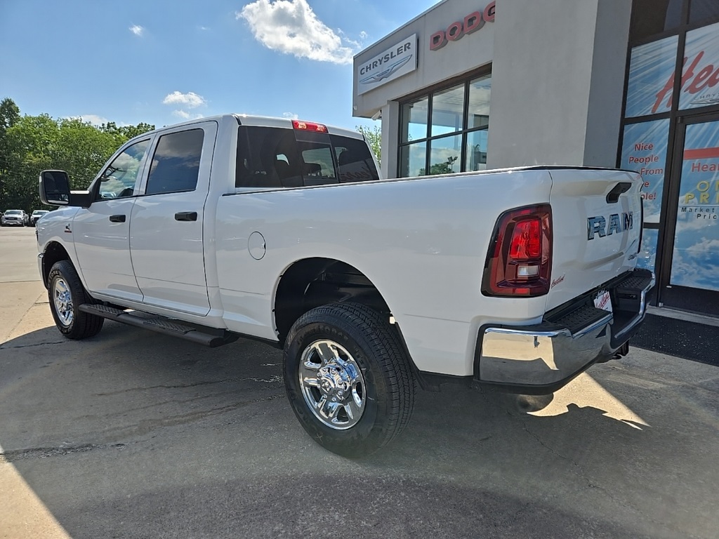 2025 Ram 2500 Tradesman photo 3