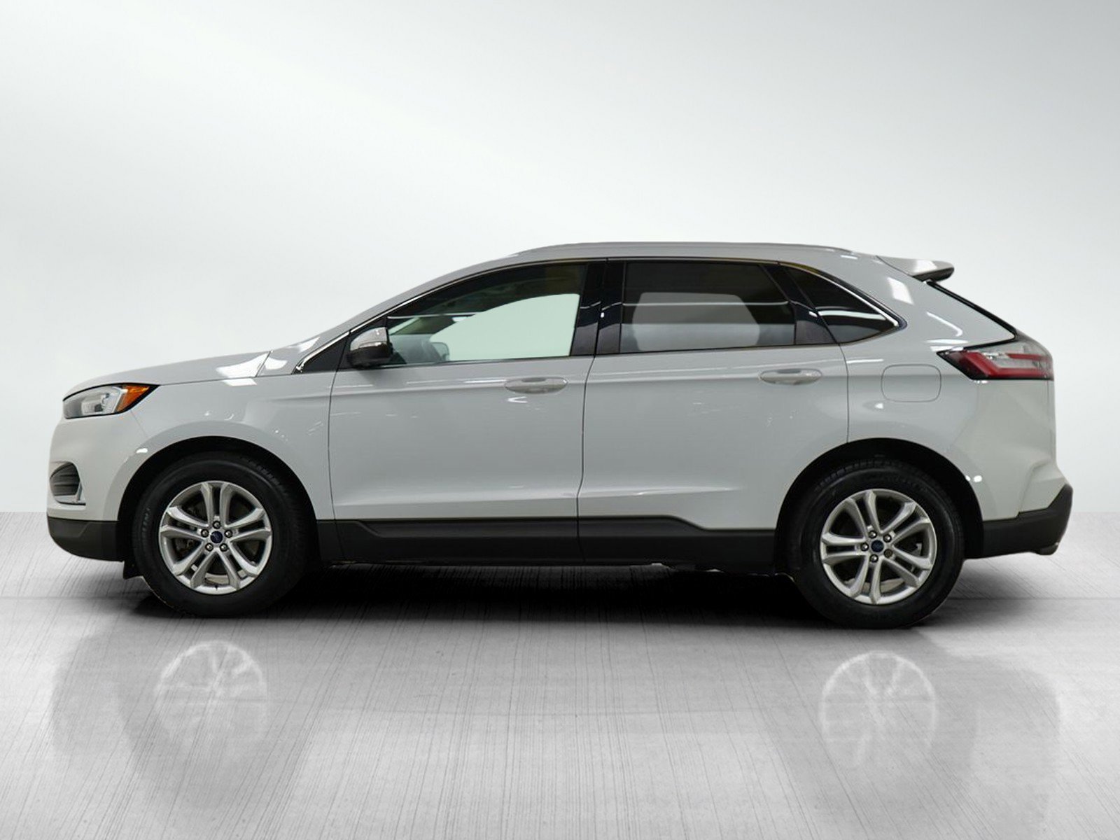 Used 2019 Ford Edge SEL with VIN 2FMPK4J90KBB12775 for sale in Burnsville, Minnesota
